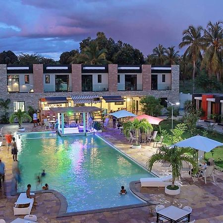 מאהאג'נגה Majesty Palm Resort מראה חיצוני תמונה